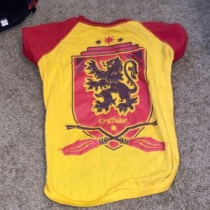 Dog gryffindor tshirt size small